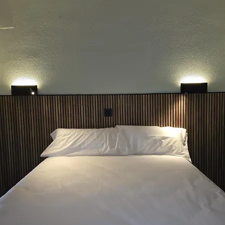 Hostal La Cigüeña-2